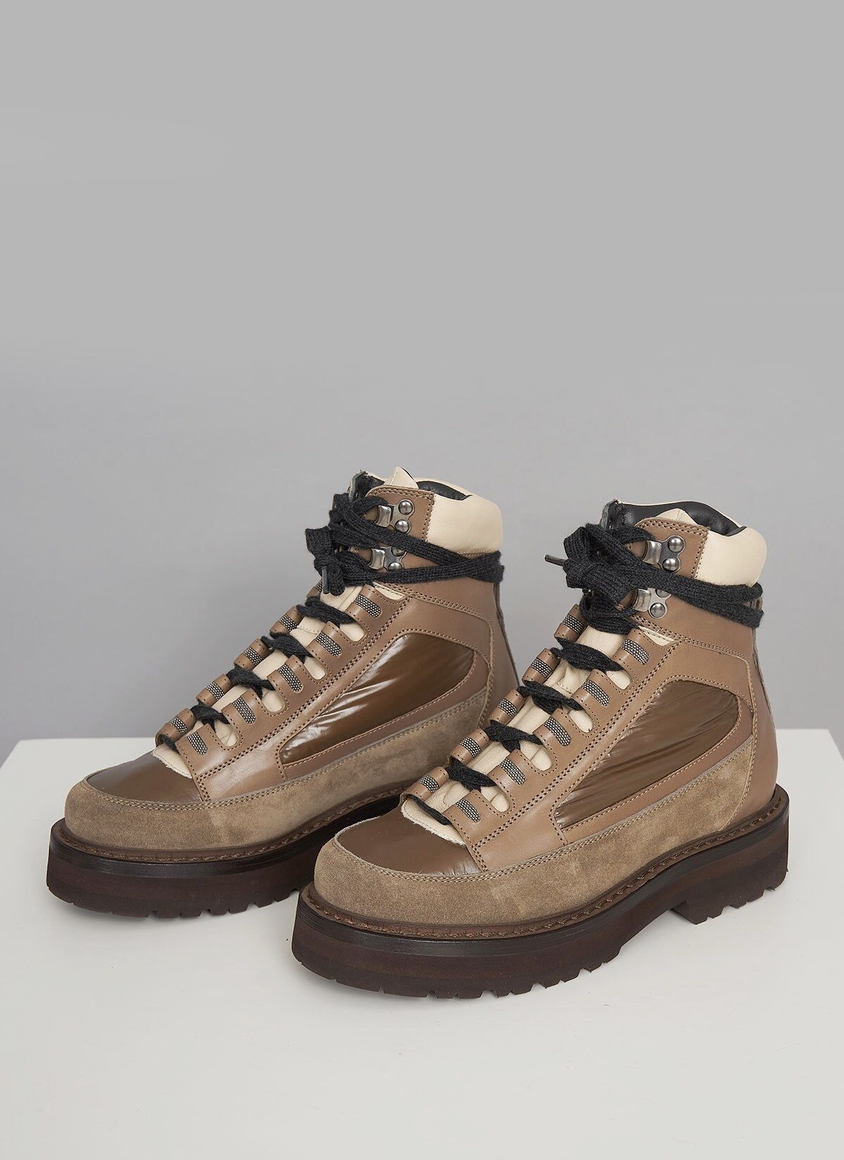 Gaucho Brown Grain Urban Hiker.